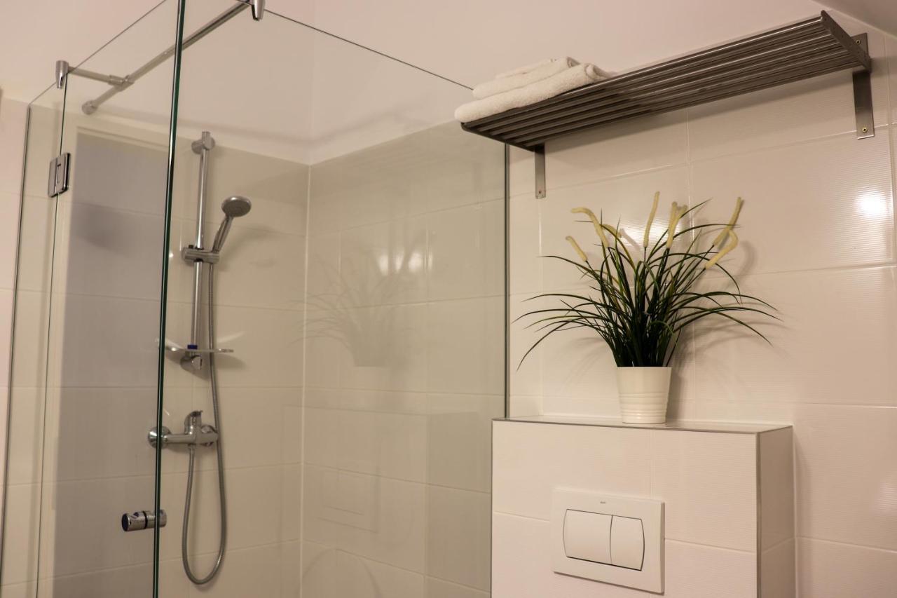 Apartamente Bucegi Rîşnov エクステリア 写真